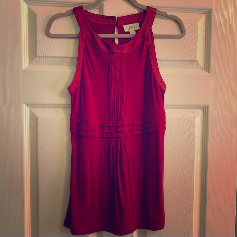 Sleeveless Blouse with Satin Details